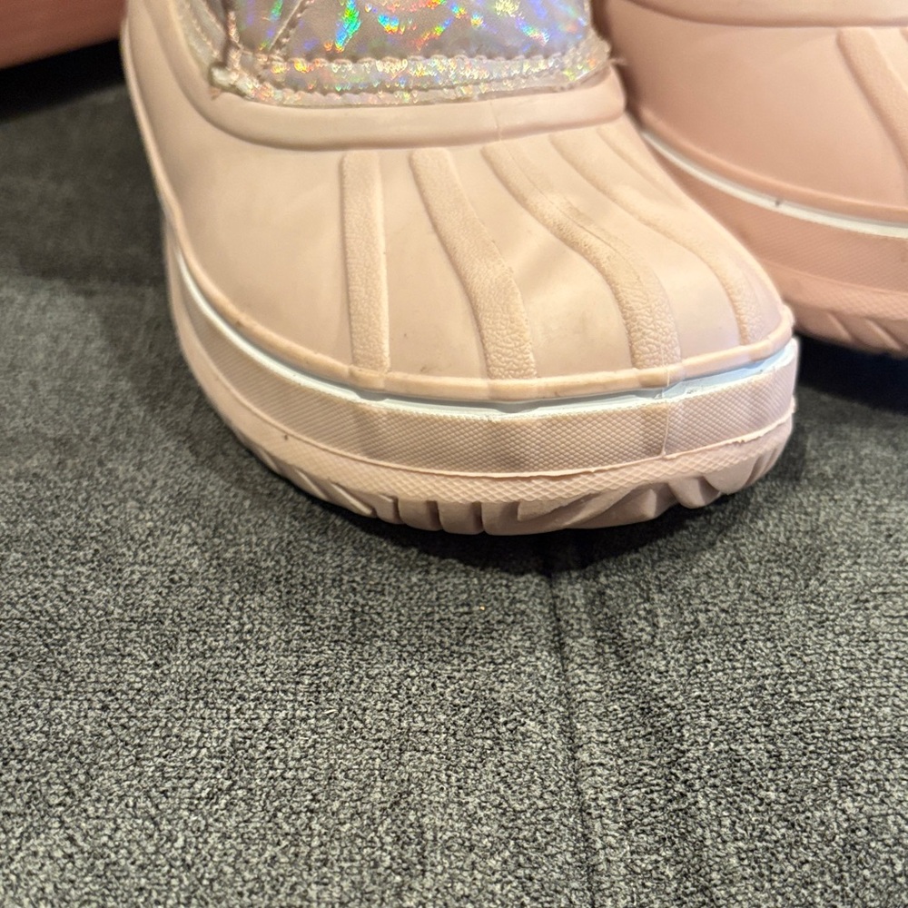 London Fog girls' iridescent snow boots size 3 - Picture 5 of 16